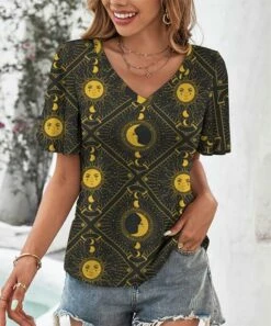 Best Sale 💯 IZURIA Dark Gray Sun Moon Bell-Sleeve V-Neck Top - 👩 Women 🔥