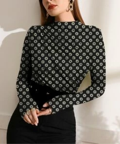 Best Pirce 🎉 IZURIA Black & White Floral Ruched-Front Long-Sleeve Top - 👩 Women & Plus 🔥