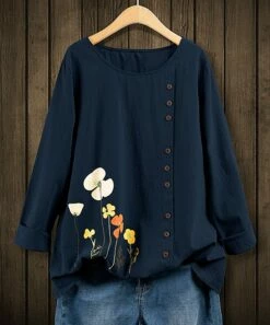 Best reviews of 💯 IZURIA Navy Floral Side-Button Long-Sleeve Top - Plus 💯