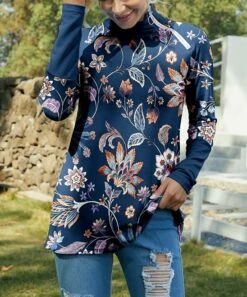 Flash Sale π IZURIA Dark Blue & Purple Floral Zip-Accent Long-Sleeve Turtleneck - π© Women π