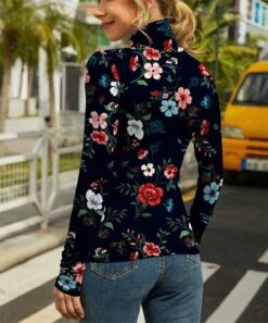 Best Sale 🤩 IZURIA Black & Pink Floral Long-Sleeve Turtleneck - 👩 Women ⌛