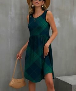 Promo ⌛ IZURIA Navy & Green Plaid Sleeveless Empire-Waist 👗 Dress - Plus 🎁