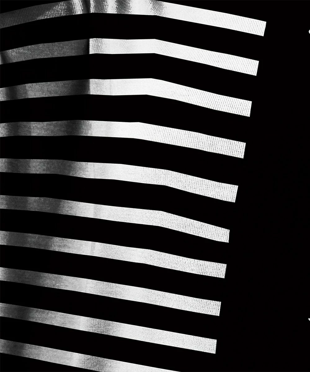 Hot Sale π IZURIA White & Black Stripe Jack-O'-Lantern Contrast-Sleeve Dolman Tunic - π© Women & Plus π₯° 3 Hot Sale π IZURIA White & Black Stripe Jack-O'-Lantern Contrast-Sleeve Dolman Tunic - π© Women & Plus π₯° - Image 3