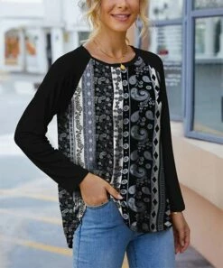 Discount π IZURIA Blue & Gray Paisley Color Block Raglan Tunic - Plus β€οΈ