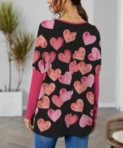 Wholesale 👍 IZURIA Black & Fuchsia Heart Waffle-Knit Balloon-Sleeve Tunic - Plus 😉 -IZURIA Sales Store zu99490257 alt 2 tm1632592086
